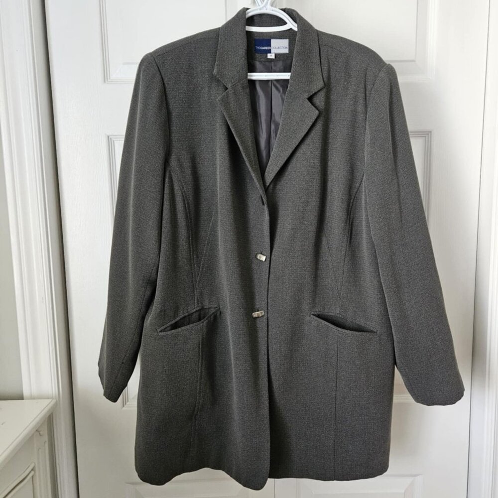 Dress Jacket with two button closurer - Size 18